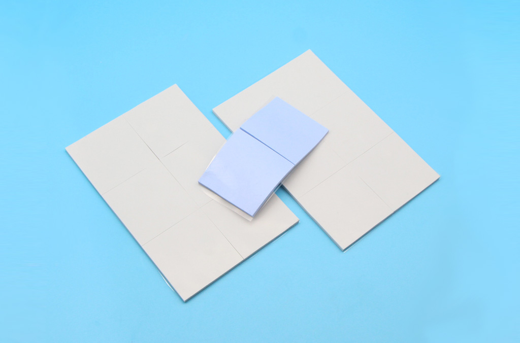 弱粘性(xìng)17c起草官网熱導熱矽膠片 TP1000